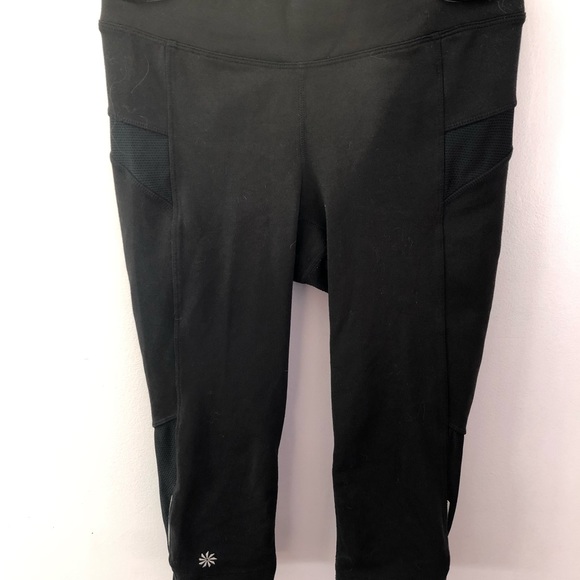 Athleta Pants - Athleta xxs crop black leggings